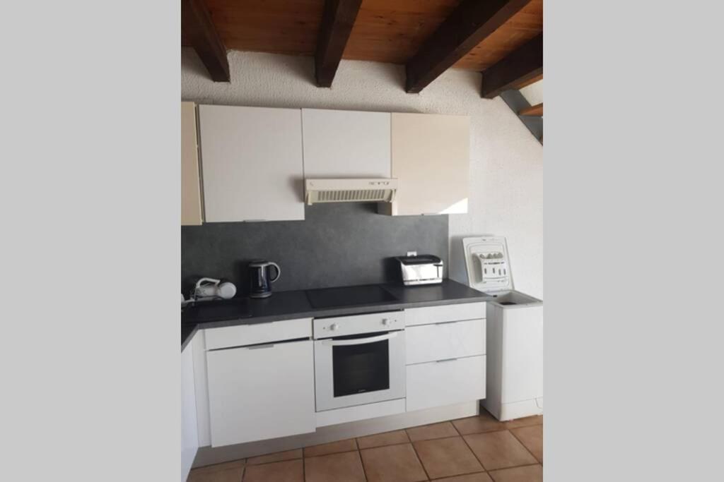 Appartement Meuble A Villeneuve Les Maguelone 外观 照片