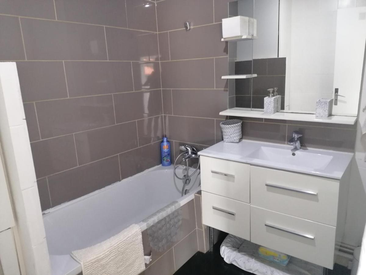 Appartement Meuble A Villeneuve Les Maguelone 外观 照片